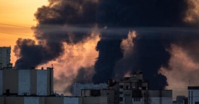 Guerre en Ukraine: au moins 14 morts à Kiev dans des frappes russes, dont un Américain