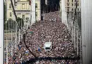 Hongrie : malgré l’interdiction du gouvernement, 200.000 personnes mobilisées pour la Marche des Fiertés à Budapest, un record