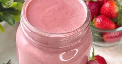 Nutella de Fraises : 3 Ingrédients / Si Addictif que vous le Cacherez aux Autres !