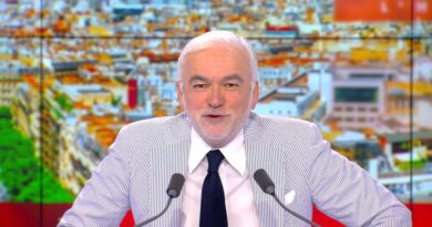 Pascal Praud : «L’argent public, c’est l’argent magique»