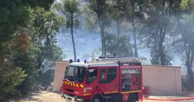 Bouches-du-Rhône : habitants confinés, aéroport fermé, 700 hectares brûlés… Ce que l’on sait du violent incendie des Pennes-Mirabeau qui a gagné Marseille