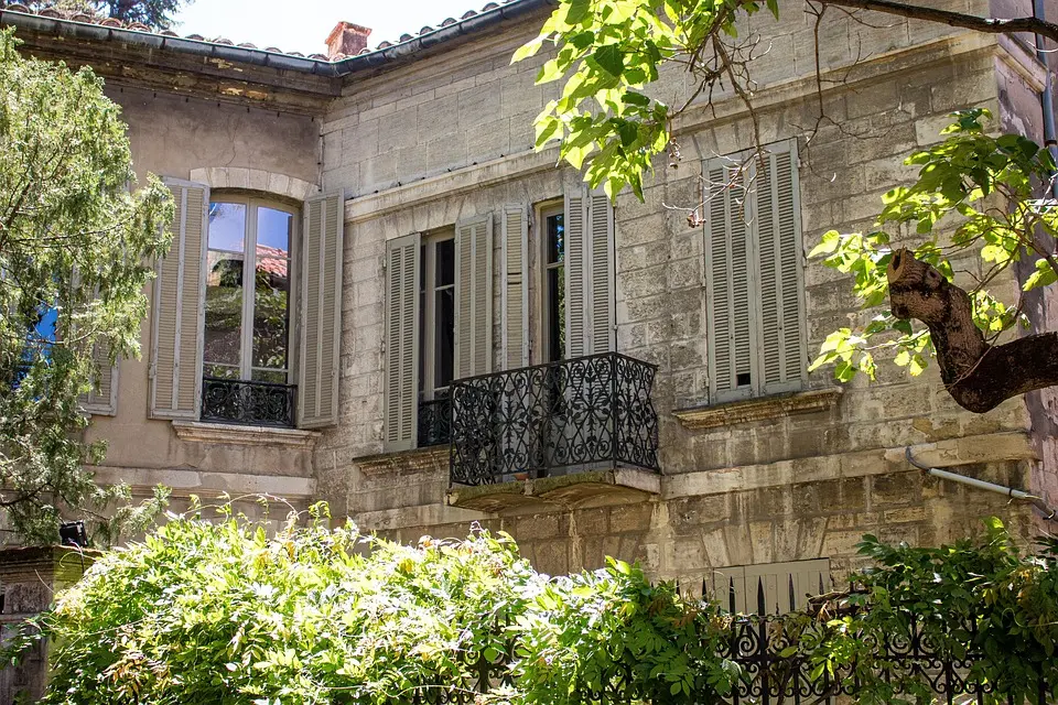 Le Festival OFF photo revient pour une deuxième édition amplifiée, du 7 juillet au 5 octobre 2025, à Arles