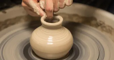 Cachez facilement les têtes de vis avec cette astuce de bricolage