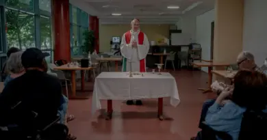 À l’Ehpad, la foi, l’amour, les chiens