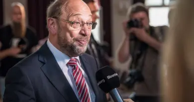 Au Danemark, les voix et visages seront-ils bientôt protégés des deepfake par un copyright ?