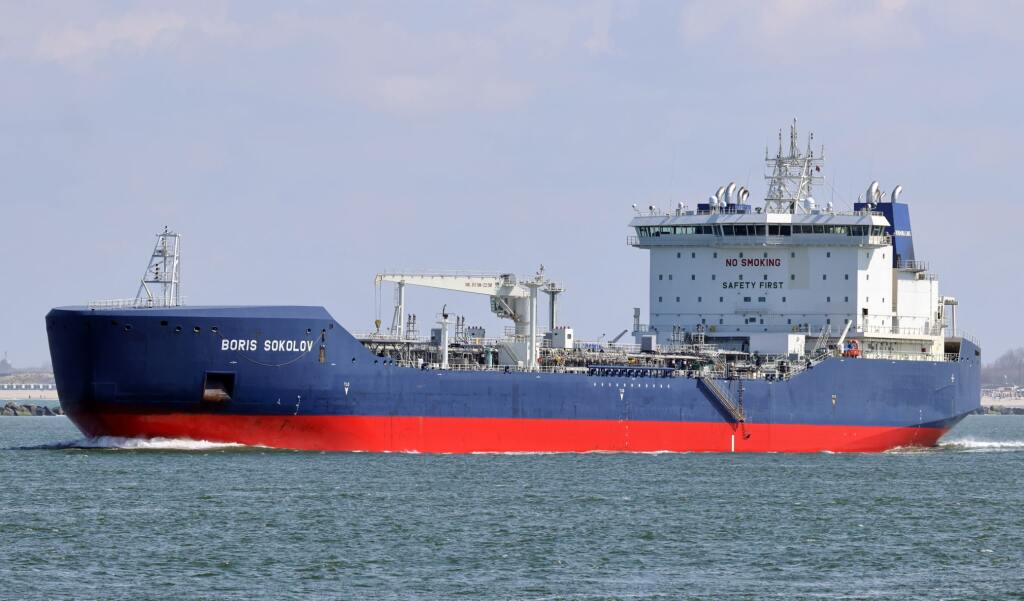 Bloqué depuis 67 jours, le pétrolier russe quitte enfin les côtes françaises