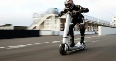 Bo Turbo : la trottinette électrique plus rapide qu’une Model 3