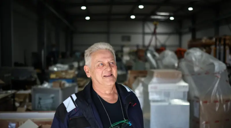 « CDI senior » débattu à l’Assemblée : ces sexagénaires qui ont trouvé un emploi malgré les difficultés