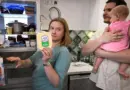 « Camembert » fait en Russie, vacances aux Venezuela, voitures chinoises… Comment la classe moyenne russe se « débrouille parfaitement » sans produits occidentaux