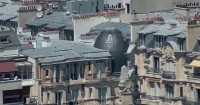 Canicule : à Paris, les toits en zinc piègent la chaleur