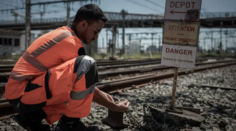 Canicule : à la SNCF, des « tournées de chaleur » organisées pour vérifier l’état des rails