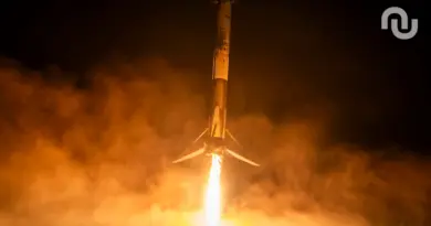 Ce booster de fusée SpaceX atteint un record historique de réutilisation
