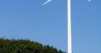 « C’est comme si l’électricité tombait du ciel » : ce village bouleverse tout avec une énergie solaire presque gratuite pour ses habitants