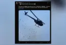 «C’était fou» : des milliers de dollars largués depuis un hélicoptère pour respecter la dernière volonté d’un défunt (vidéo)