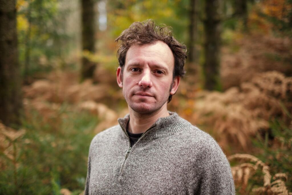 « Cette forêt, c’est chez moi » : Mathias Bonneau, des copeaux et des mots