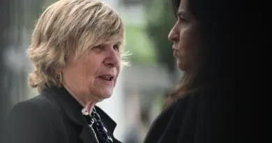 Chantage sur Karine Le Marchand : Mimi Marchand condamnée à 18 mois de prison avec sursis