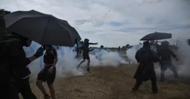 Chantier de l’A69 : une première journée de manifestation émaillée par de multiples incidents