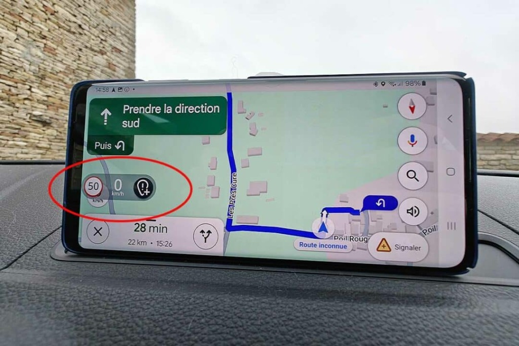 Comment activer les alertes (radars de vitesse) directement sur Google Maps ?