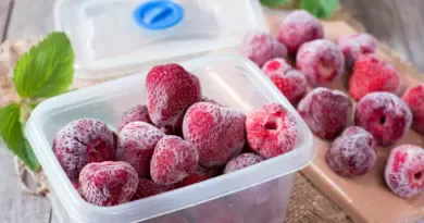 Comment bien congeler des fraises sans les abîmer ?