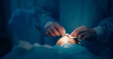 Comment réparer un nez gravement cassé ou raté par une chirurgie esthétique ?