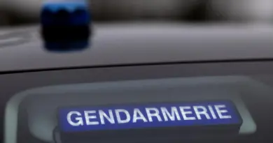 Côte-d’Or : un jeune homme de 18 ans blessé au couteau, deux mineurs interpellés
