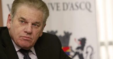 « Dans une vie publique, on a des concurrents, moi, j’ai des ennemis » : ce maire explique se « mettre en retrait » de certaines tâches de sa fonction