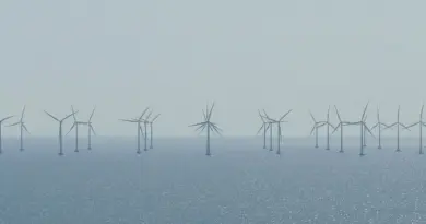 Dix ans après l’accord de Paris, le mur climatique se rapproche toujours plus vite