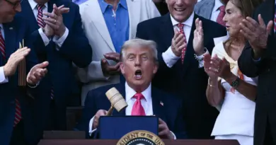 Donald Trump promulgue sa loi « Big Beautiful Bill » le jour de la fête nationale