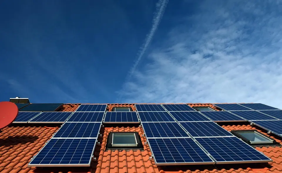 ÉNERGIE. 15 milliards de francs pour la nouvelle ferme solaire et la « grande batterie » de Boulouparis – Outre-mer la 1ère