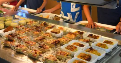 Eaux aromatisées, fruits et protéines: chez Sodexo et Elior on adapte leurs recettes aux canicules
