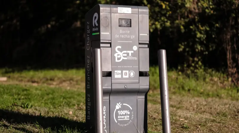 Electrification des flottes automobiles : en entreprise, des bornes pour rester branché