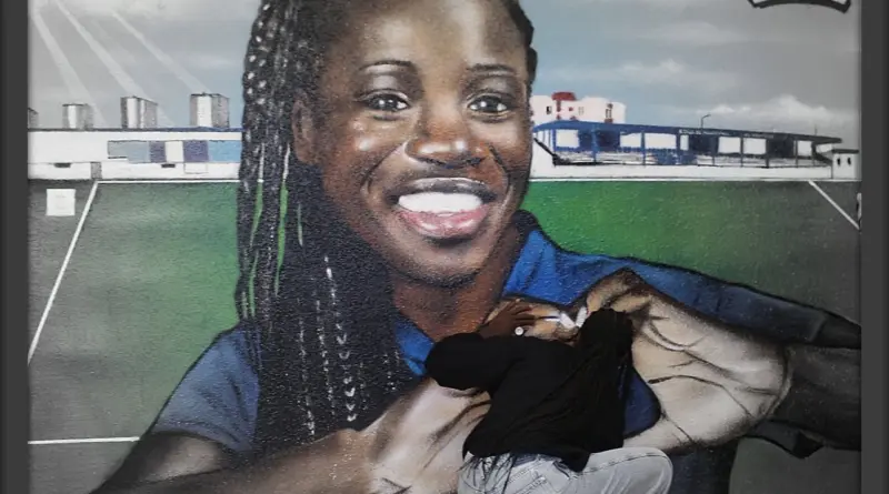 « En benjamin, elle était déjà hors norme » : Griedge Mbock, capitaine des Bleues et fierté du club de l’AS Brestoise