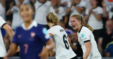 Euro féminin 2025 de football : au bout de la séance des tirs au but, l’Allemagne élimine l’équipe de France (1-1, 6/5 t.a.b) et file en demi-finale
