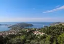 FREJUS : Les sapeurs-pompiers interviennent pour un incendie dans un appartement