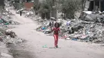 Famine à Gaza : « La plupart du temps, nous restons silencieux. Parler consomme trop d’énergie »