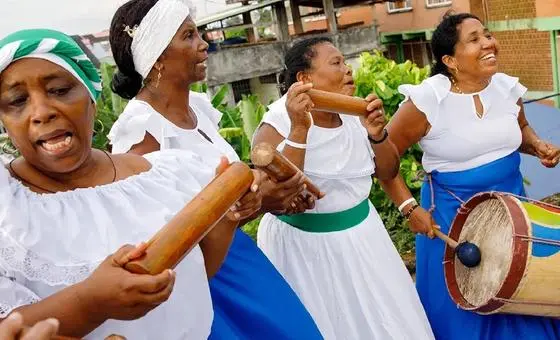 Femmes et filles d’origine africaine : l’ONU célèbre leurs contributions et souligne leurs défis