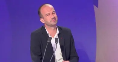Future motion de censure et budget 2026… Le 8h30 de Manuel Bompard