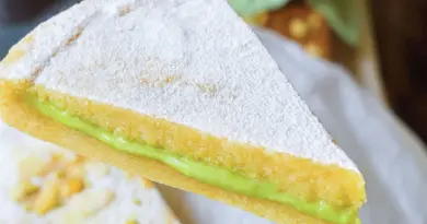 Gâteau Pistache Sans Cuisson : 3 ingrédients, Fait en 5 minutes ! 🍰 Recette Facile