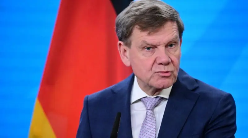 Guerre en Ukraine : Vladimir Poutine «veut la capitulation» des Ukrainiens, assure le chef de la diplomatie allemande