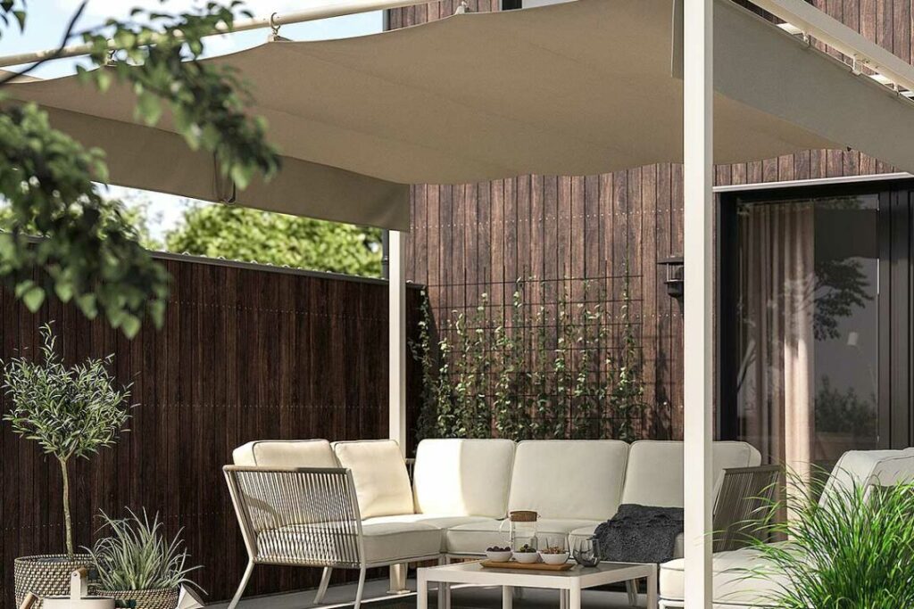 IKEA lance une pergola (sans permis de construire) pour profiter de l’ombre tout l’été
