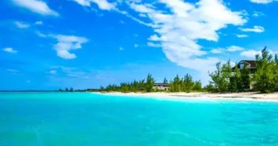 «Il a simplement disparu» : un couple part en voyage aux Caraïbes dans un Airbnb, le mari disparait