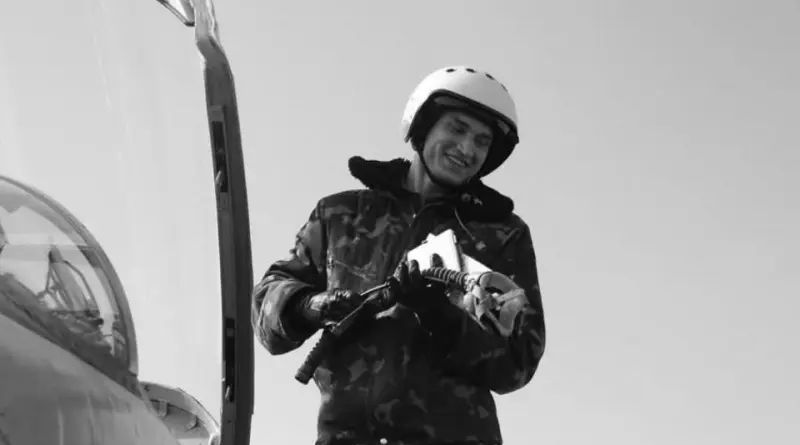 «Il est mort en héros» : un pilote ukrainien de F-16 perd la vie en repoussant un raid nocturne russe