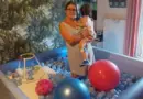 « Il faut la sauver, cette gamine »… Elle perd sa maman quelques jours avant son premier anniversaire, le combat de Leïna, hémiplégique, et de sa mamie