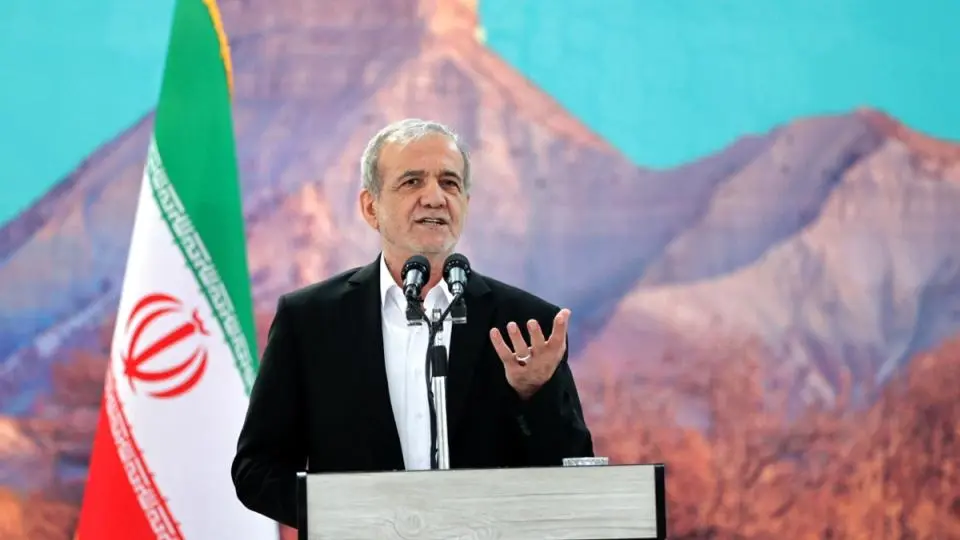 Iran : le président Massoud Pezeshkian accuse Israël d’avoir tenté de l’assassiner