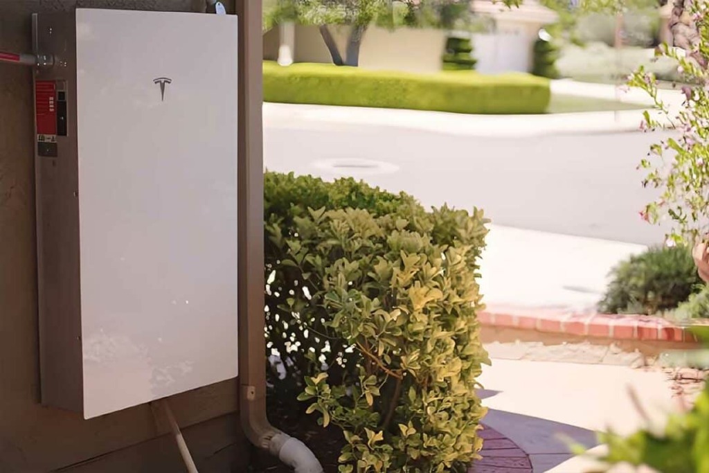 La batterie résidentielle Tesla Powerwall 3 est (enfin) disponible en France, voici son prix