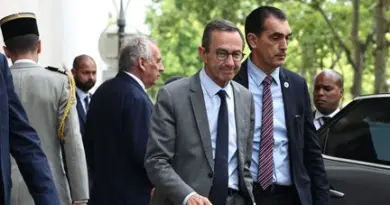 « La question n’est pas de savoir s’il va partir, mais quand » : Bruno Retailleau prend à nouveau ses distances avec François Bayrou et Emmanuel Macron
