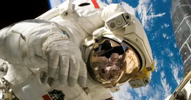 L’astrochimie va-t-elle nous permettre de découvrir de la vie sur Mars, ou sur les lunes de Jupiter et Saturne ? Caroline Freissinet dévoile tout ! – futura-sciences.com