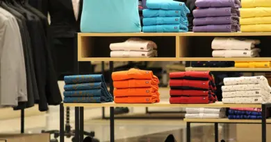 Le PDG de Ralph Lauren : Les tarifs douaniers sont un « facteur », mais la priorité reste le consommateur