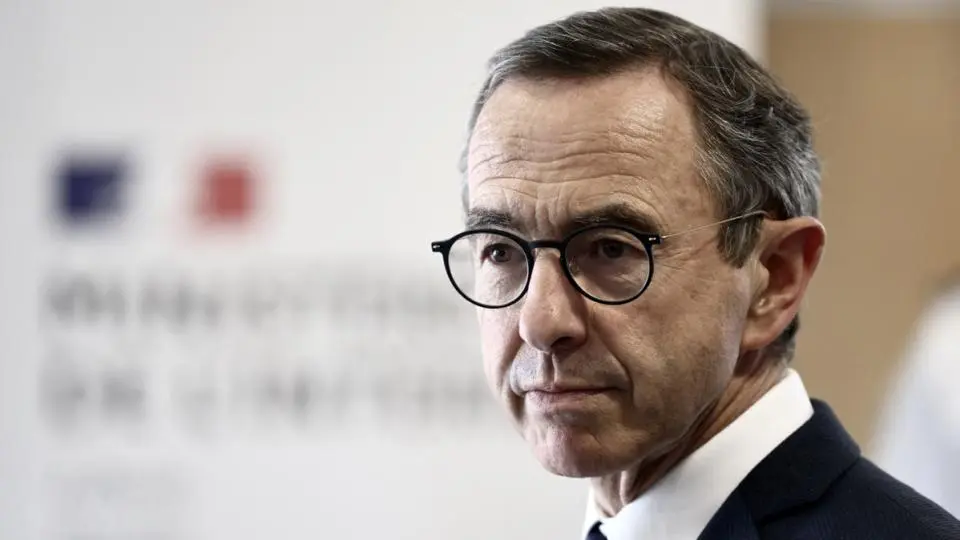 Le ministre de l’Intérieur Bruno Retailleau écarte l’idée d’un départ du gouvernement