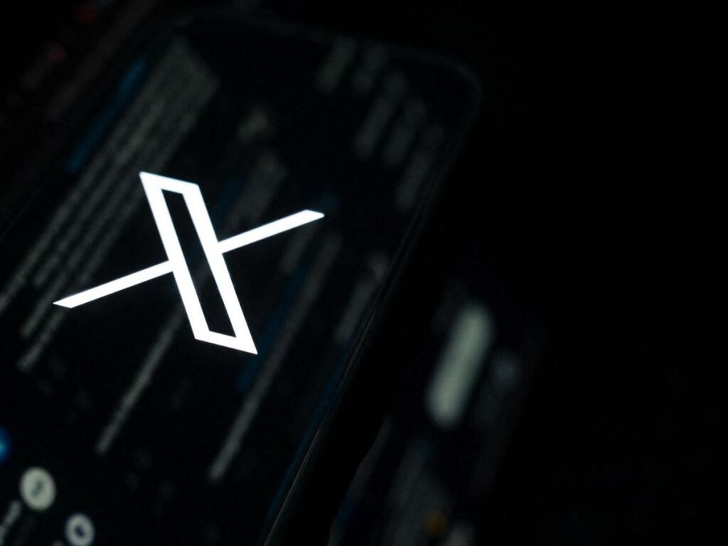 Le réseau social X rejette les accusations de manipulation d’algorithme